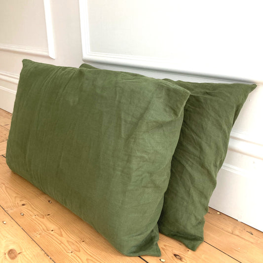 Forest Green Standard Pillowcase Pair